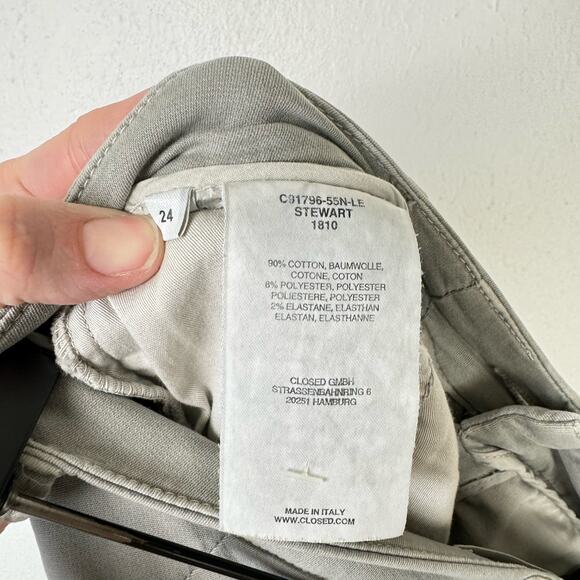 Closed | Official Stewart Washed Gray Soft Chino Mid Rise Cuffed Crop Pants - Picture 7 of 9